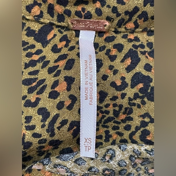 FREE PEOPLE ~ Celia Printed Blouse in Brown‎ XS - Picture 9 of 11